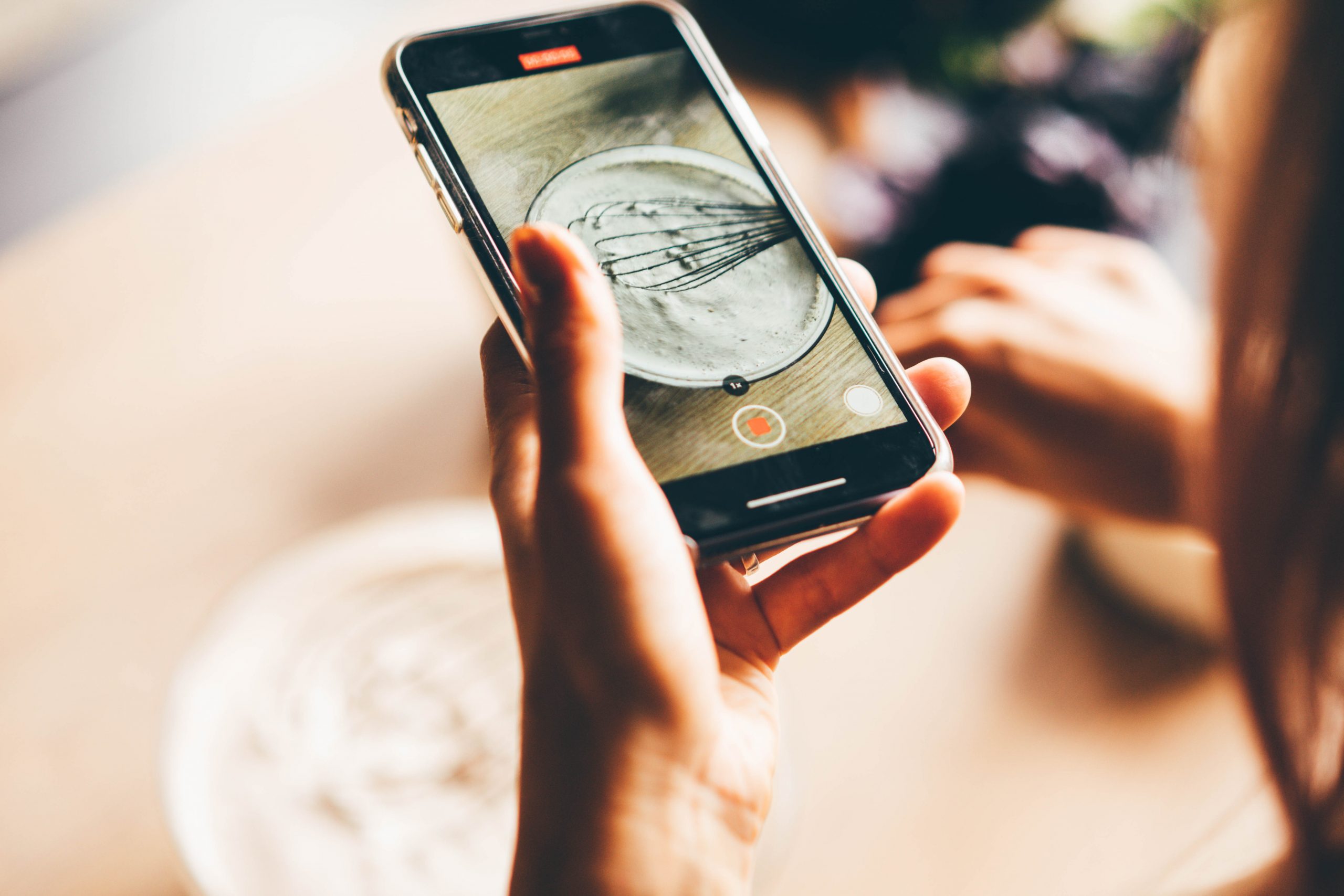 Marcas e influenciadores digitais